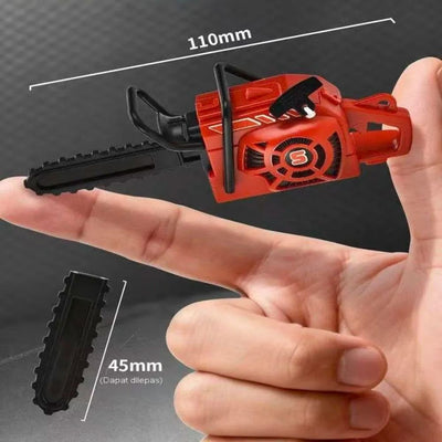 funny mini chainsaw keychain