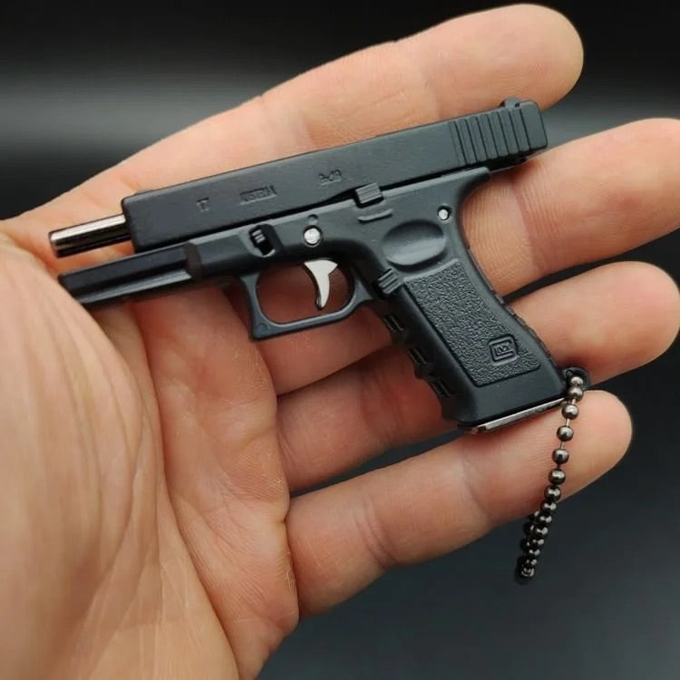Keychain Gun Switch XSociety®️ Glock 17 Keychain - Limited Edition - Grey Technologies