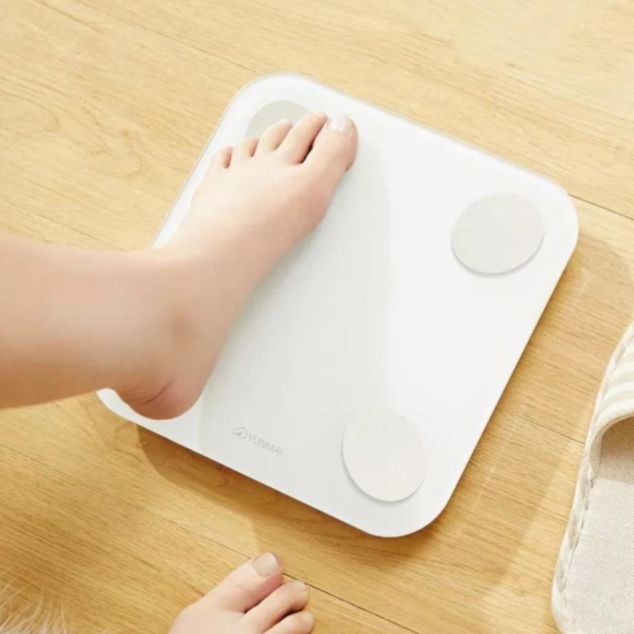 SMART WEIGHING SCALE