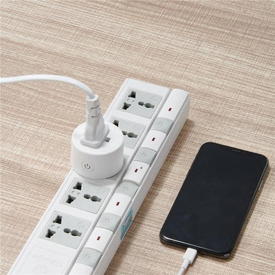 smart plug connected to the power source